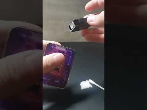 Почему испаритель горит красным при затяжке?